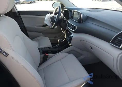 2019 Hyundai Tucson Sel z USA, uszkodzony, nr VIN KM8J3CAL3KU922937